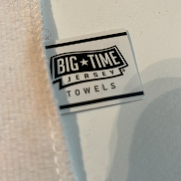 Las Vegas Raiders vs SeaHawks official Allegiant stadium white towels 2021 Game - Picture 4 of 4